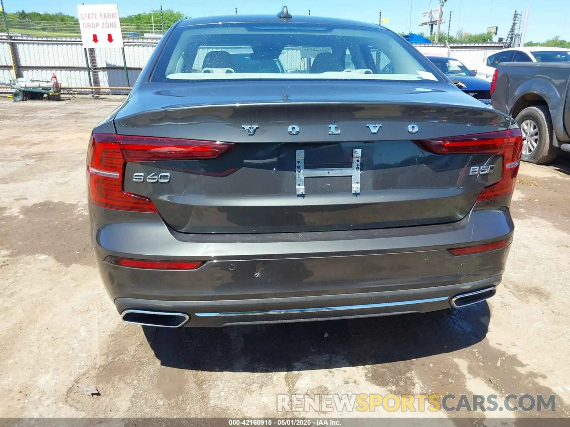 16 fotografías del automóvil dañado 7JRL12TL3NG162992 VOLVO S60 2022