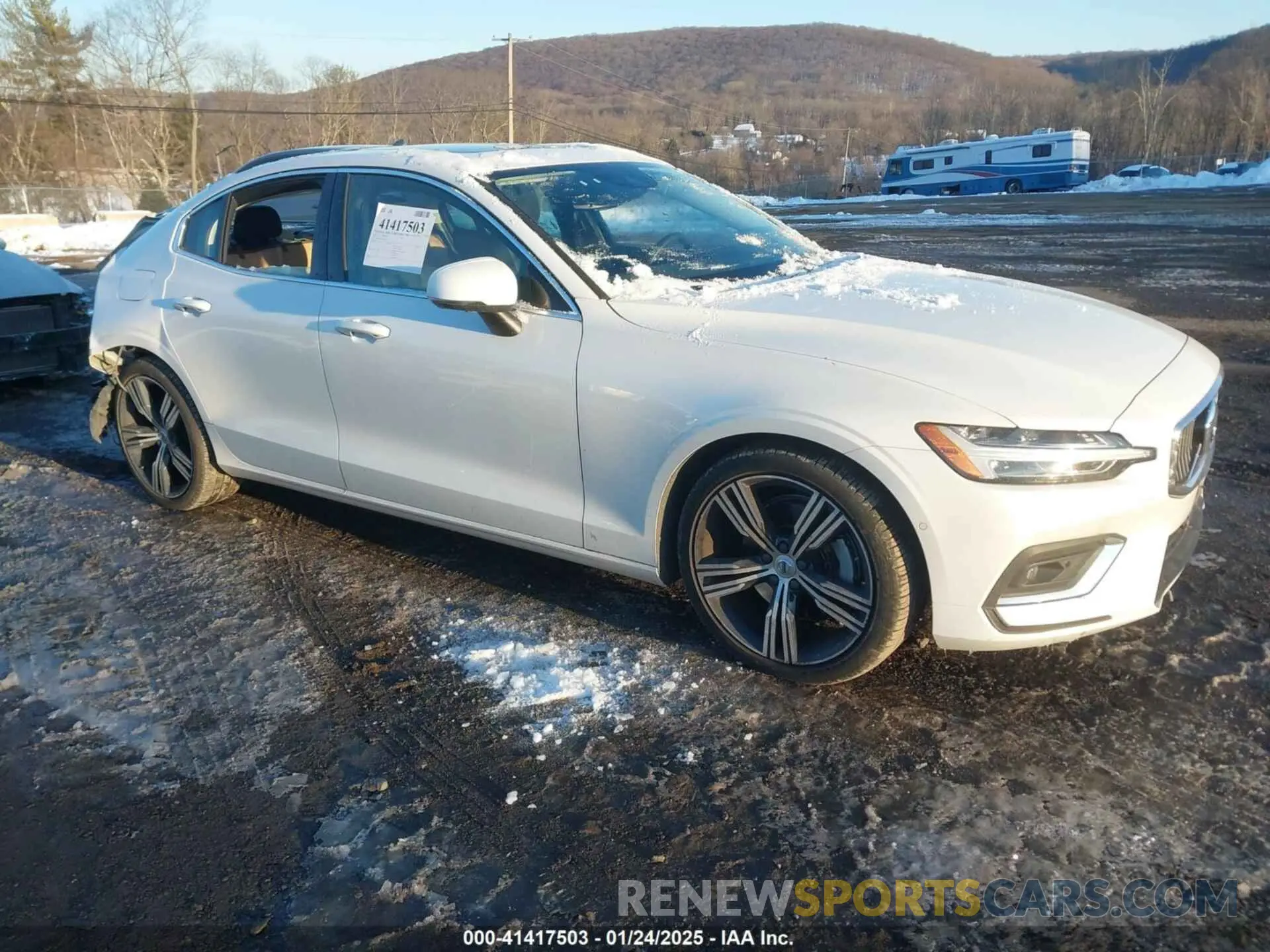 1 fotografías del automóvil dañado 7JRL12TL8NG162261 VOLVO S60 2022
