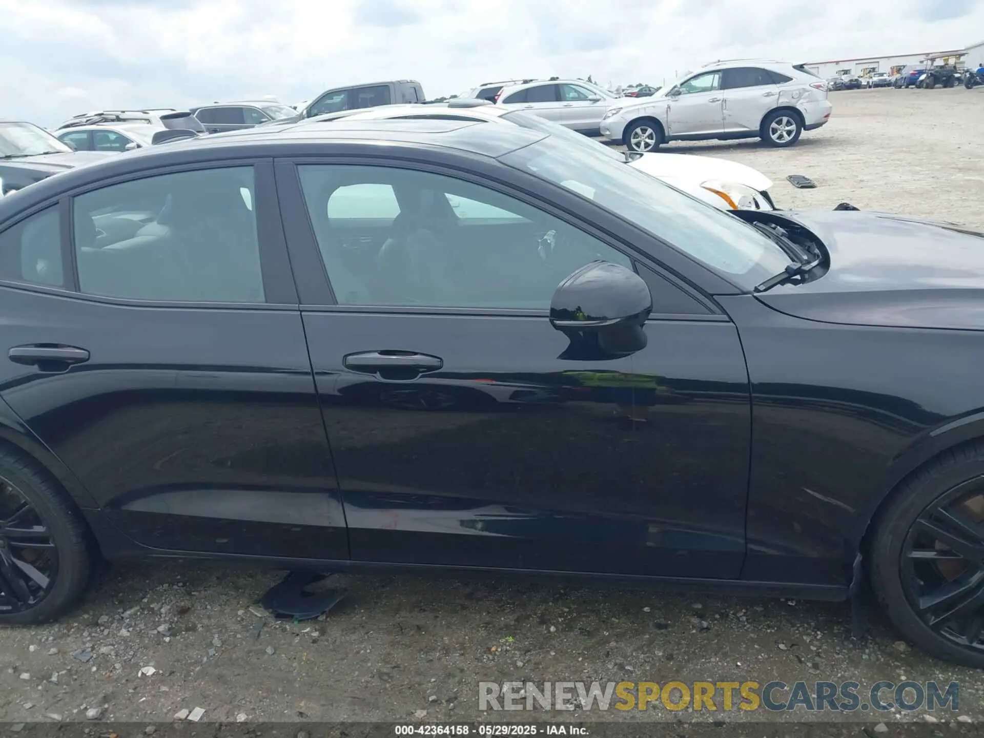 13 fotografías del automóvil dañado 7JRL12FJ3PG250292 VOLVO S60 2023