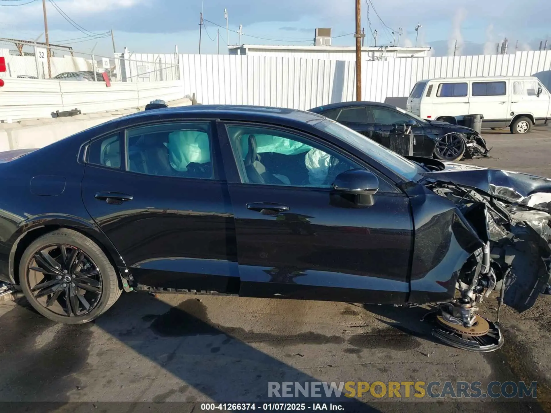 14 fotografías del automóvil dañado 7JRL12FU1PG250348 VOLVO S60 2023