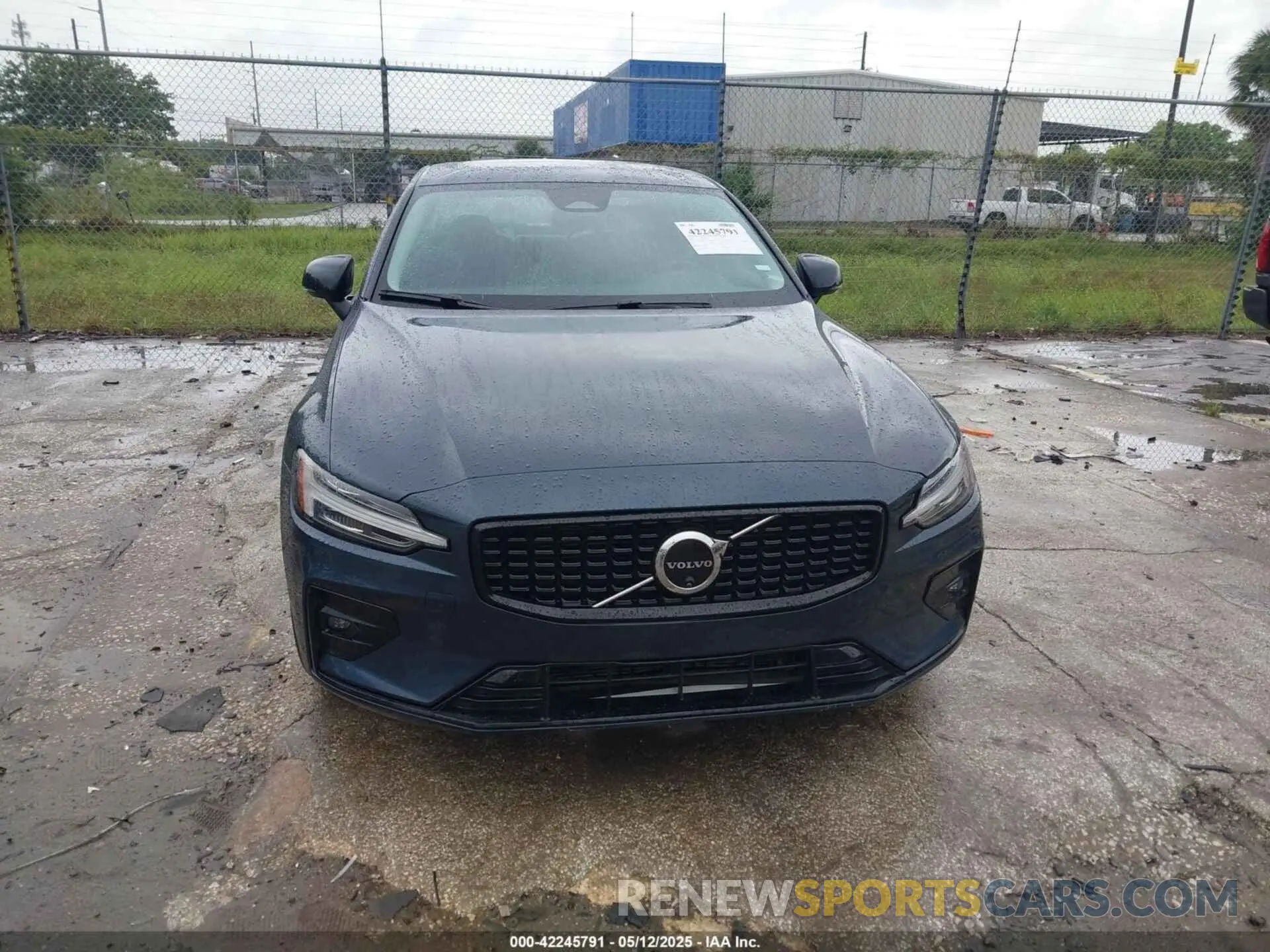 12 fotografías del automóvil dañado 7JRL12FL8RG295491 VOLVO S60 2024