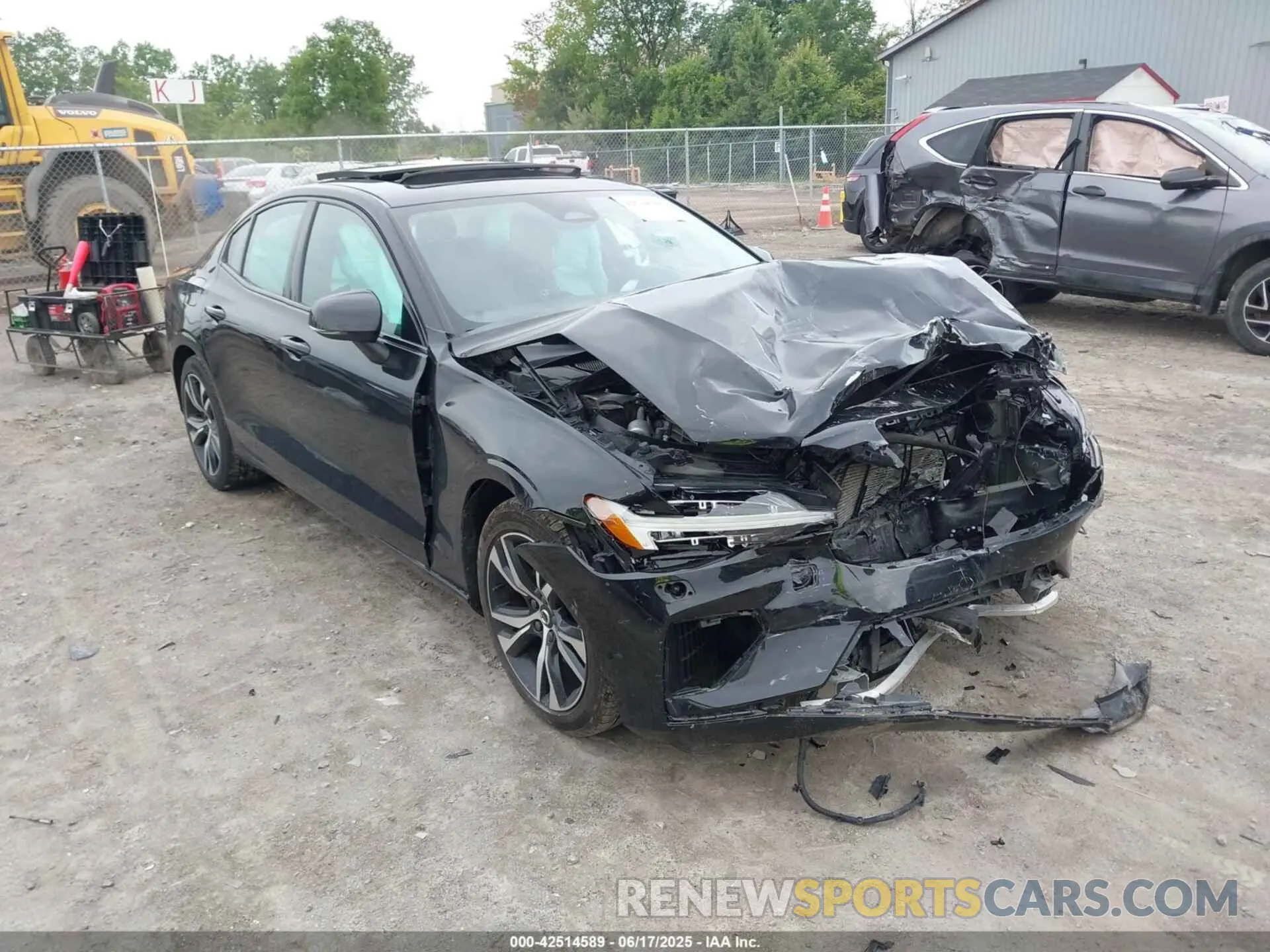 1 fotografías del automóvil dañado 7JRL12TK3RG297323 VOLVO S60 2024
