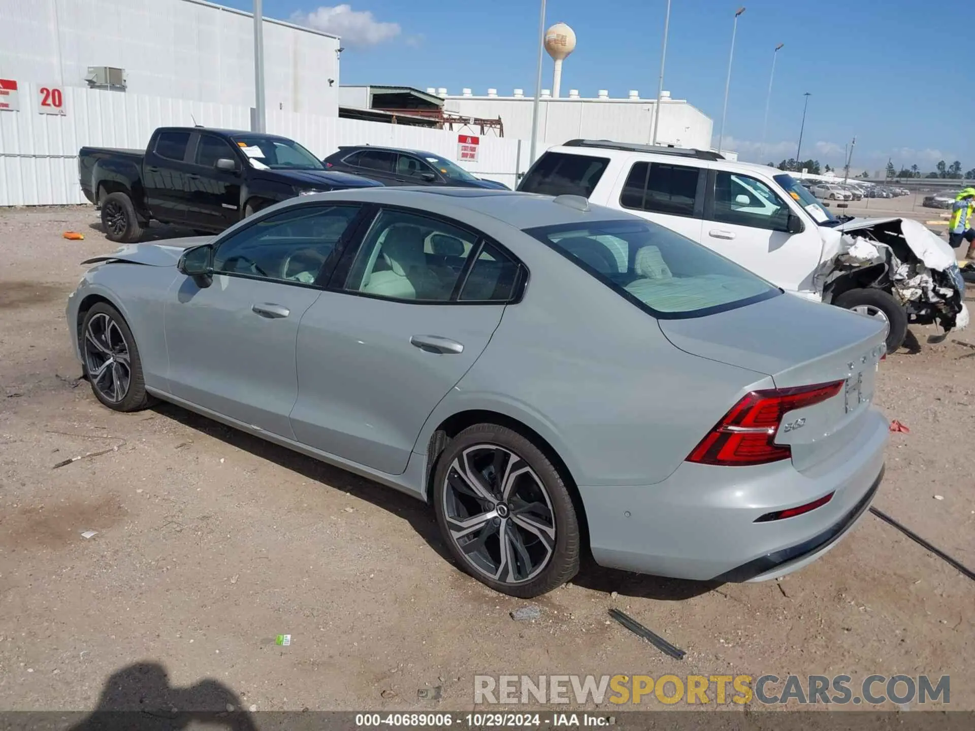 3 fotografías del automóvil dañado 7JRL12TM7RG311998 VOLVO S60 2024