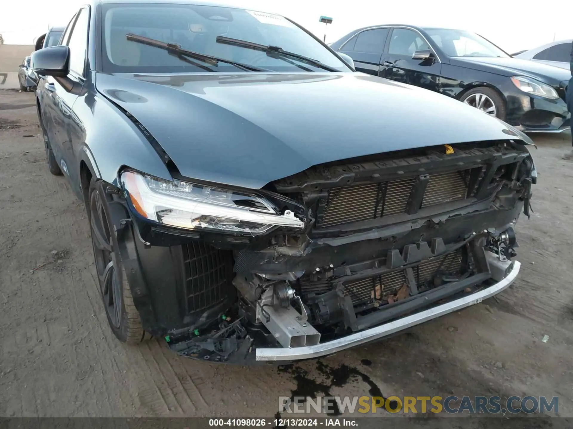 6 fotografías del automóvil dañado 7JRL12TM9RG305541 VOLVO S60 2024
