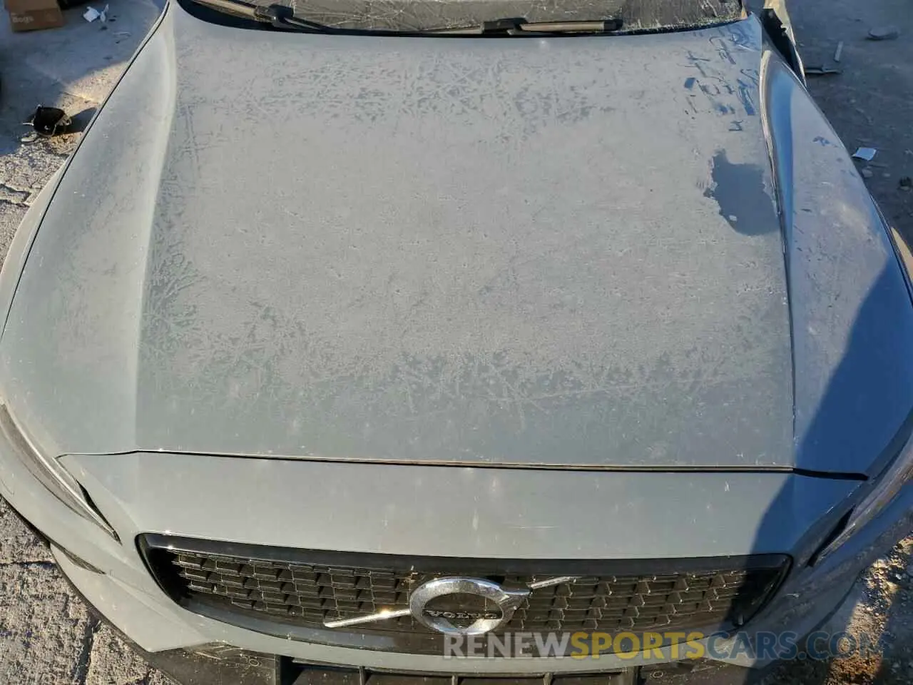 11 fotografías del automóvil dañado 7JRL12FZ5NG154635 VOLVO S60 B5 MOM 2022
