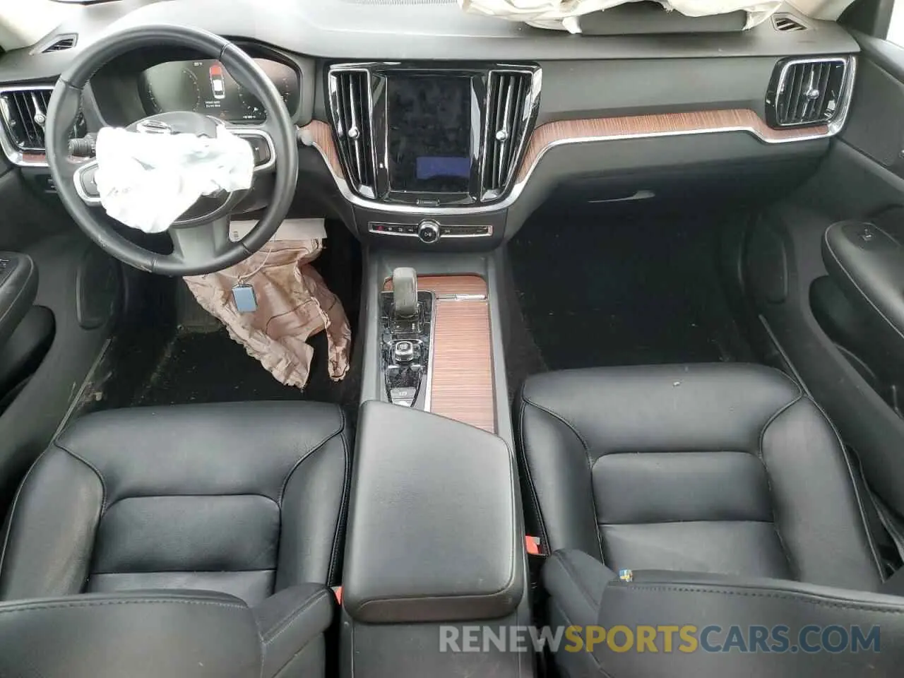 8 fotografías del automóvil dañado 7JRL12TZ3NG175844 VOLVO S60 B5 MOM 2022