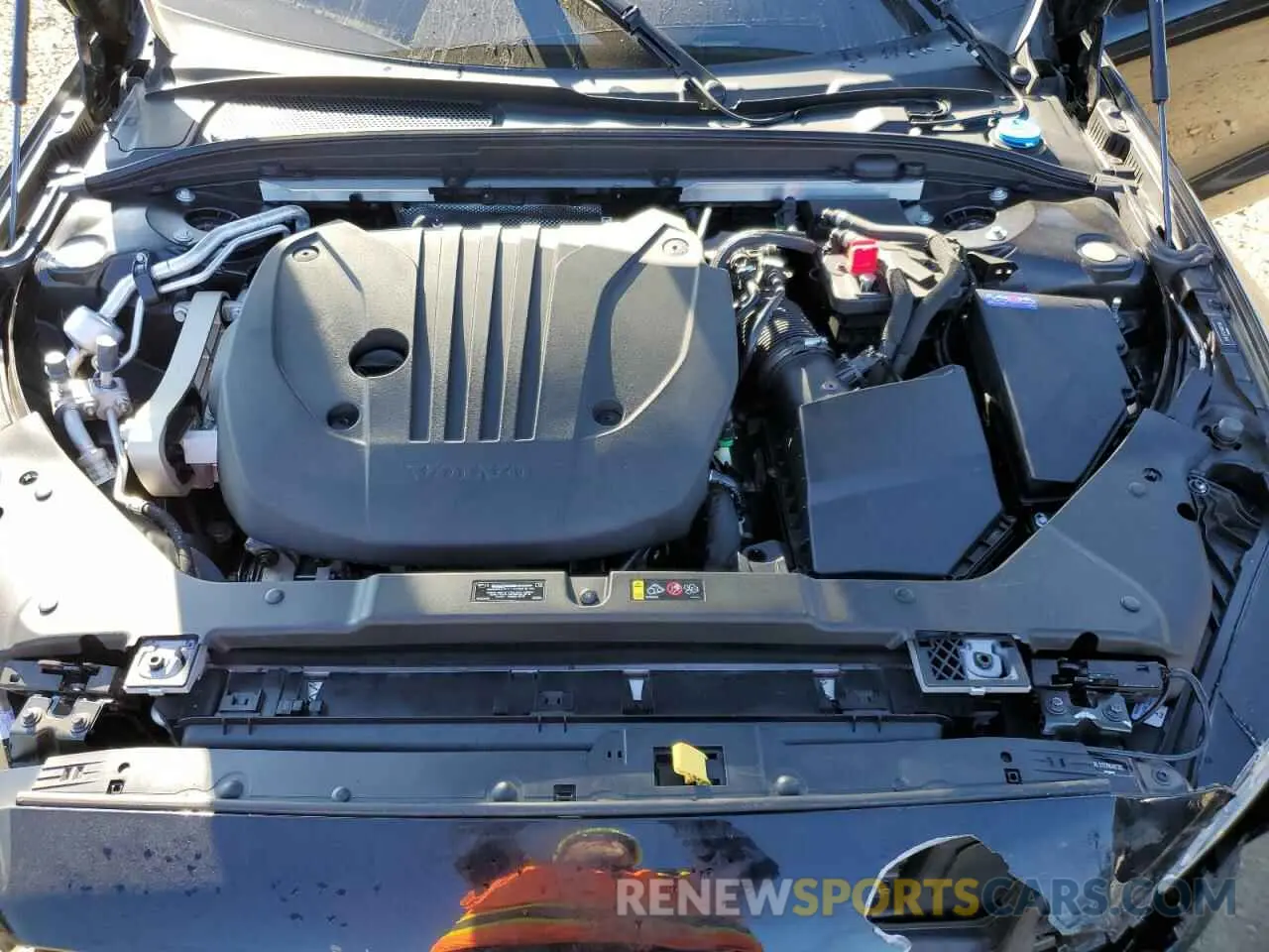 13 fotografías del automóvil dañado 7JRL12TZ7NG187205 VOLVO S60 B5 MOM 2022