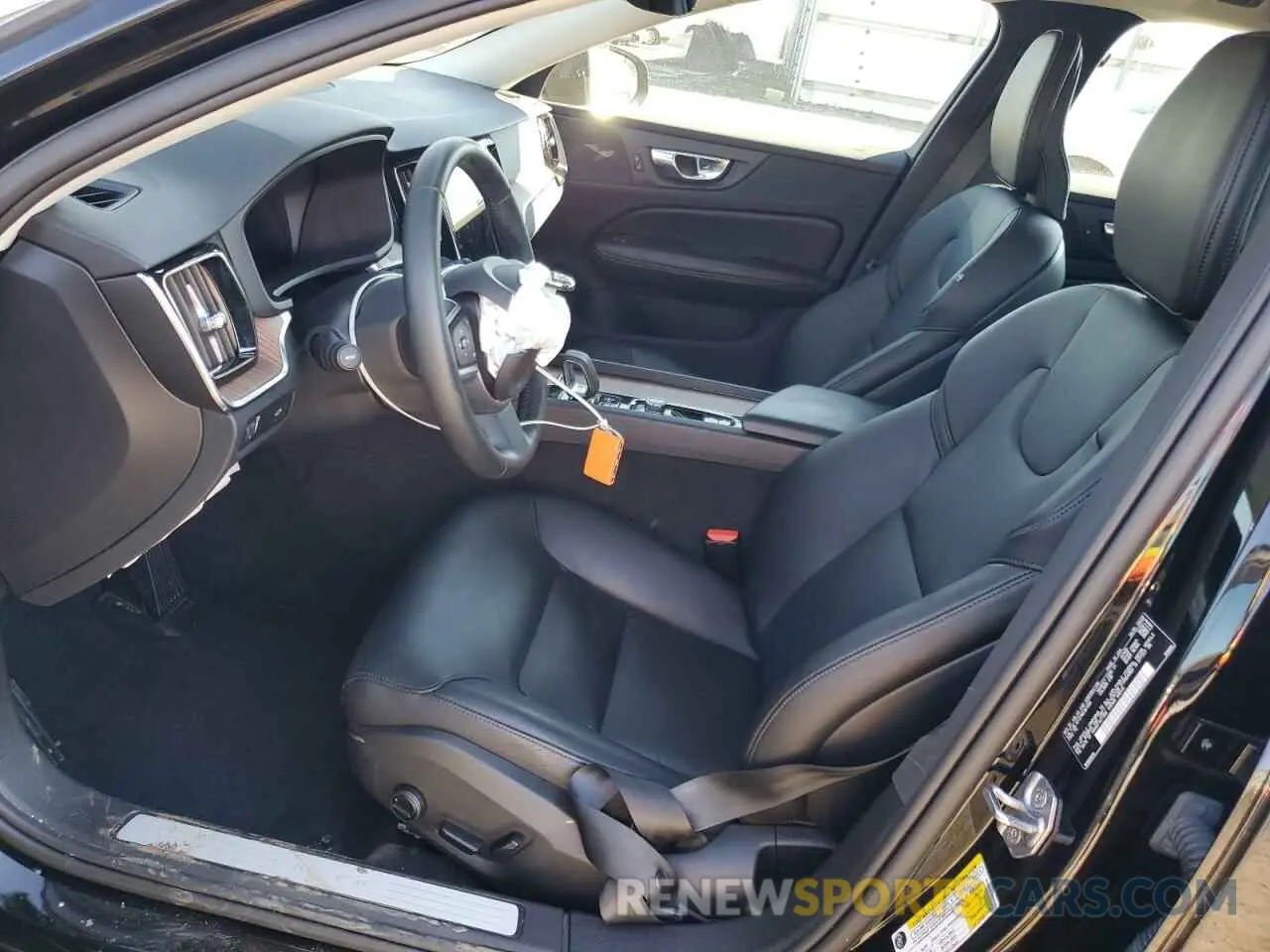 7 fotografías del automóvil dañado 7JRL12TZ7NG187205 VOLVO S60 B5 MOM 2022