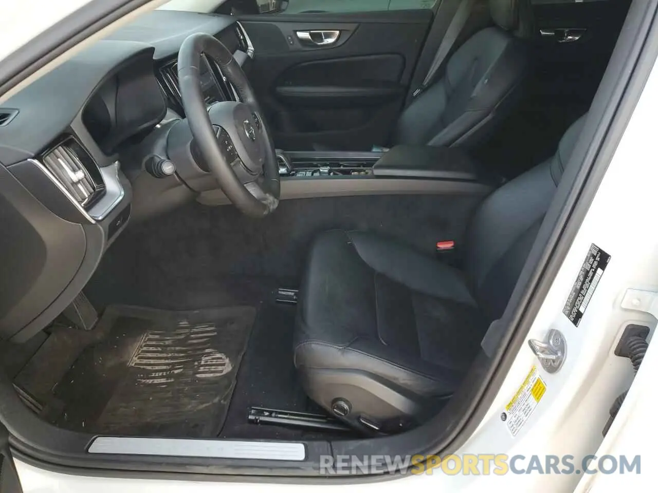 7 fotografías del automóvil dañado 7JRL12FV0PG255386 VOLVO S60 CORE 2023