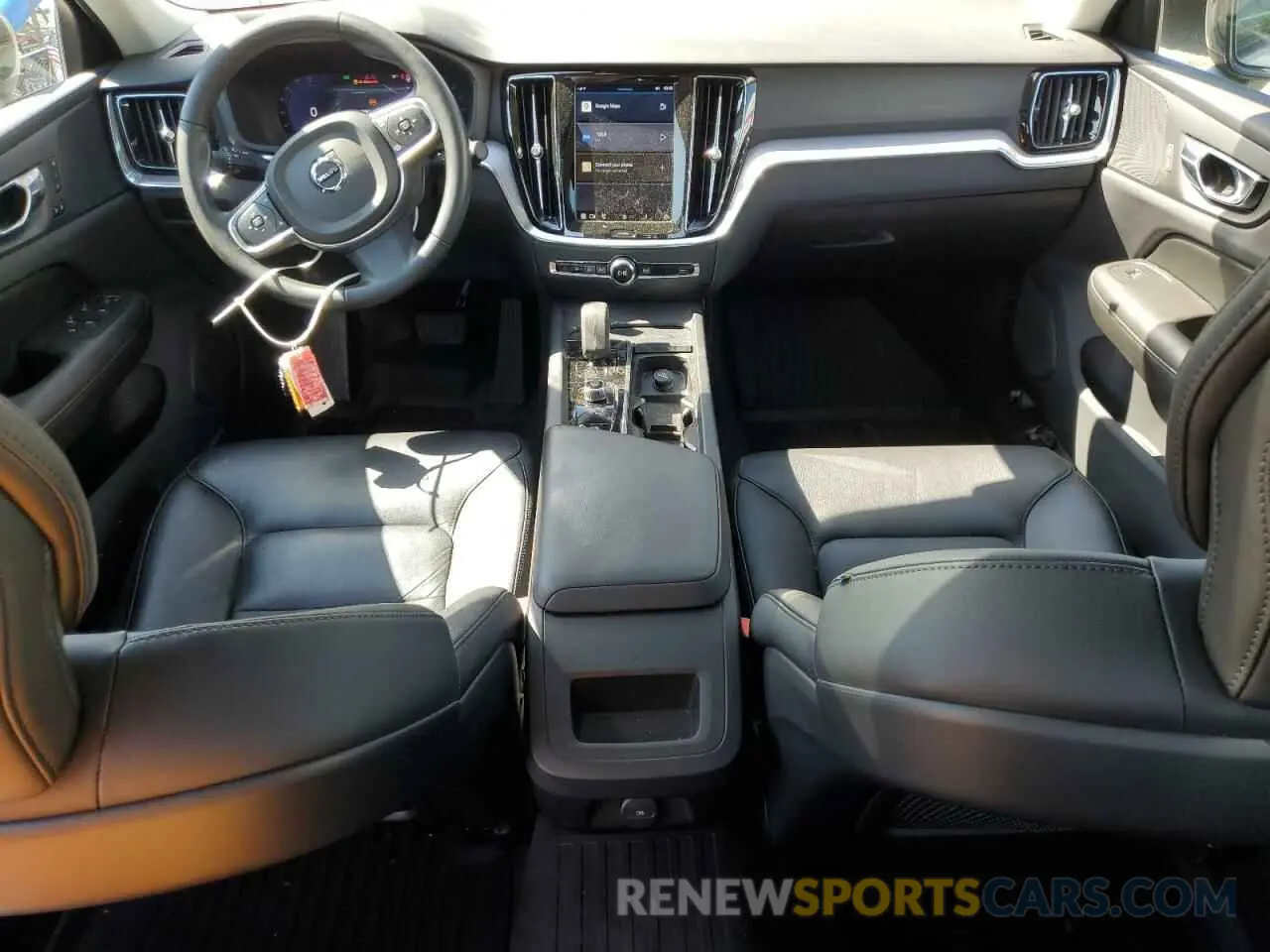 8 fotografías del automóvil dañado 7JRL12FV1PG234286 VOLVO S60 CORE 2023