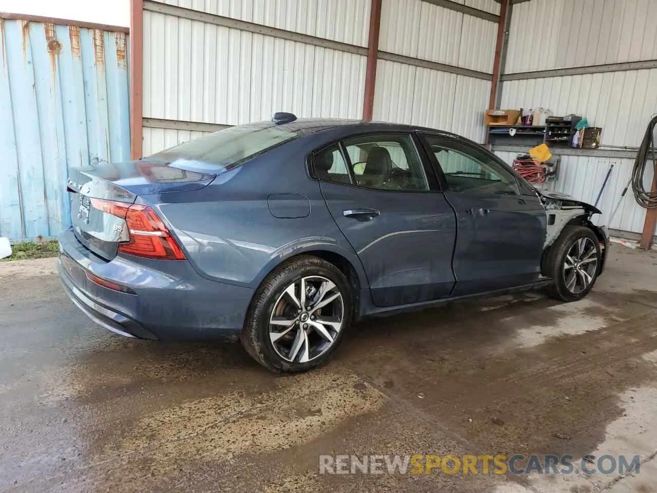 3 fotografías del automóvil dañado 7JRL12FK2RG327536 VOLVO S60 CORE 2024