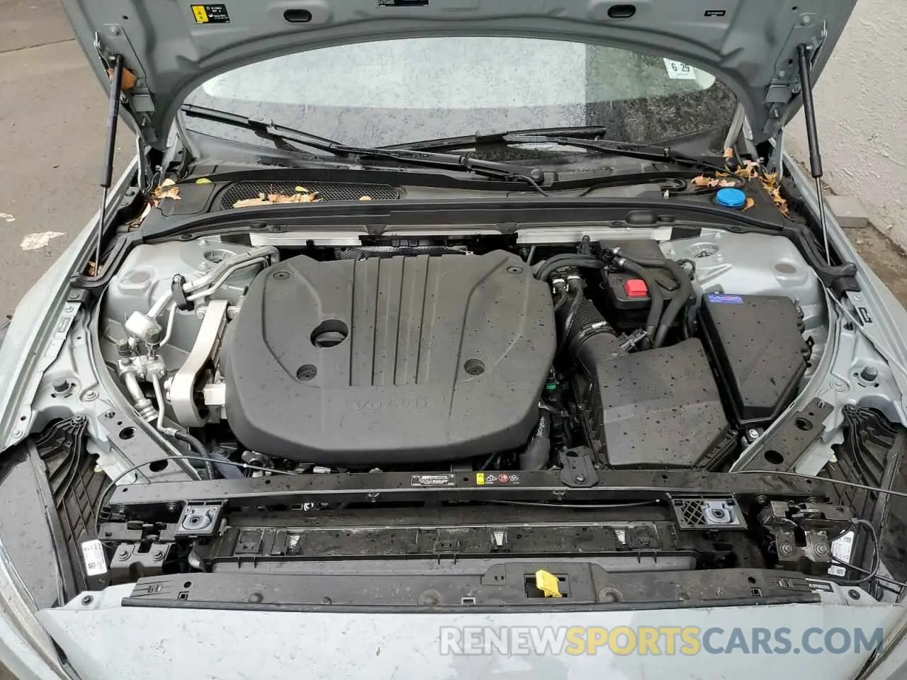 11 fotografías del automóvil dañado 7JRL12FK3RG323236 VOLVO S60 CORE 2024