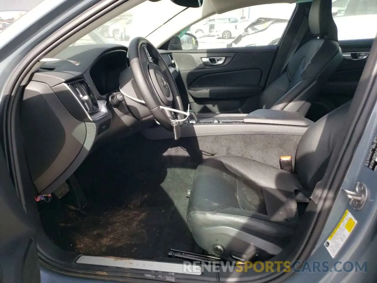 7 fotografías del automóvil dañado 7JRL12FK5RG320466 VOLVO S60 CORE 2024