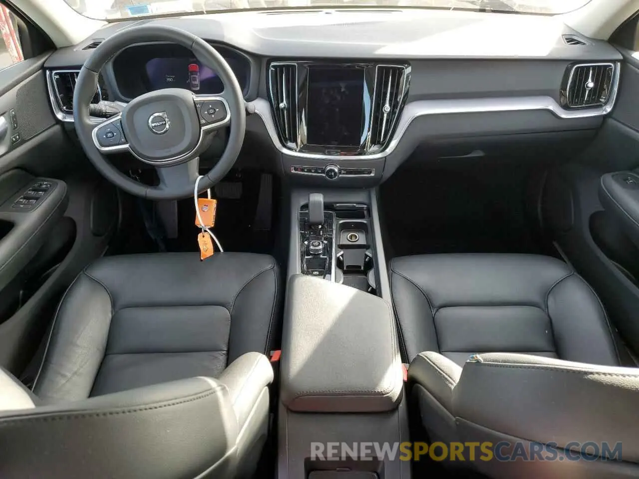 8 fotografías del automóvil dañado 7JRL12FK5RG323903 VOLVO S60 CORE 2024