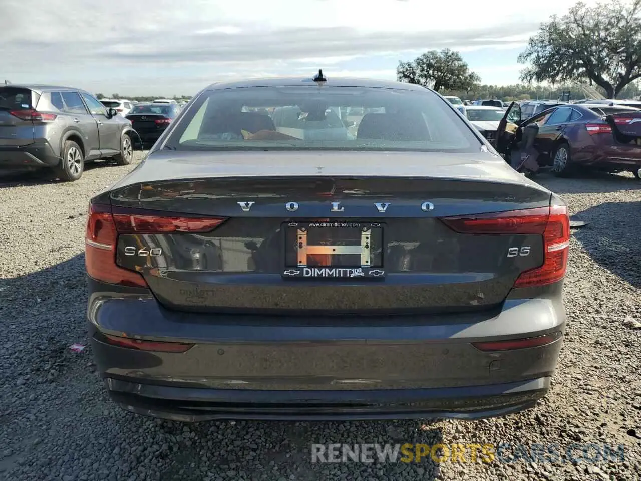 6 fotografías del automóvil dañado 7JRL12FK7RG321991 VOLVO S60 CORE 2024