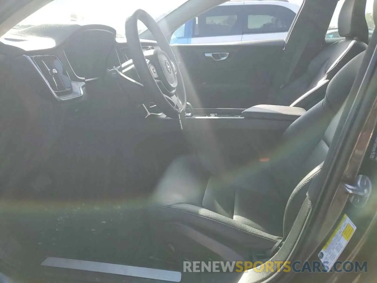 7 fotografías del automóvil dañado 7JRL12FK7RG321991 VOLVO S60 CORE 2024