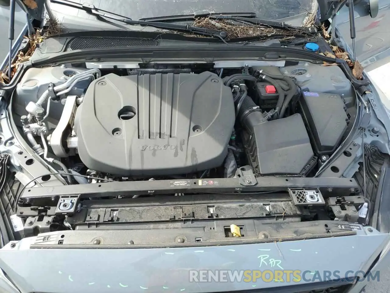 11 fotografías del automóvil dañado 7JRL12FKXRG321662 VOLVO S60 CORE 2024