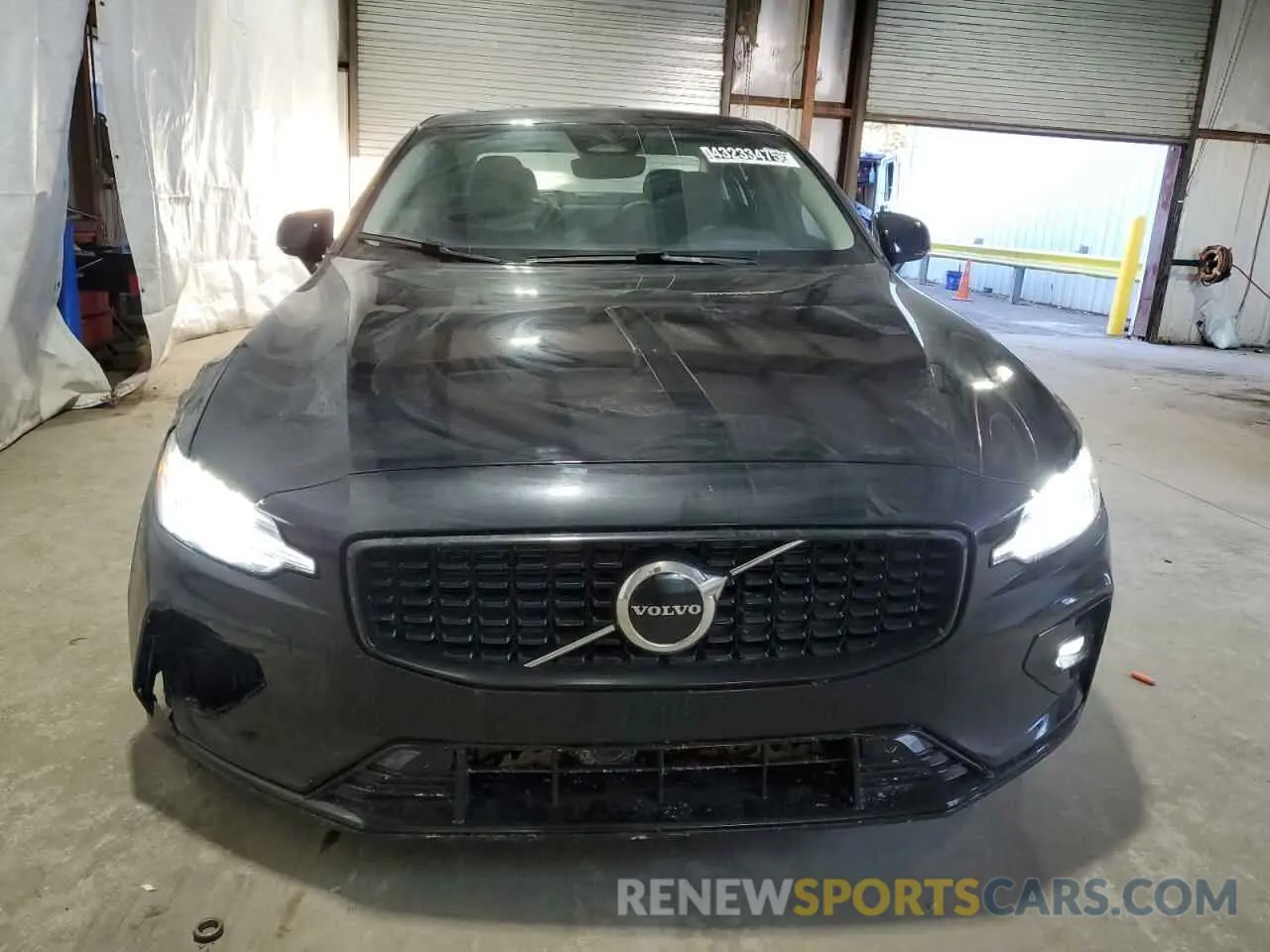 5 fotografías del automóvil dañado 7JRL12TK0RG322470 VOLVO S60 CORE 2024
