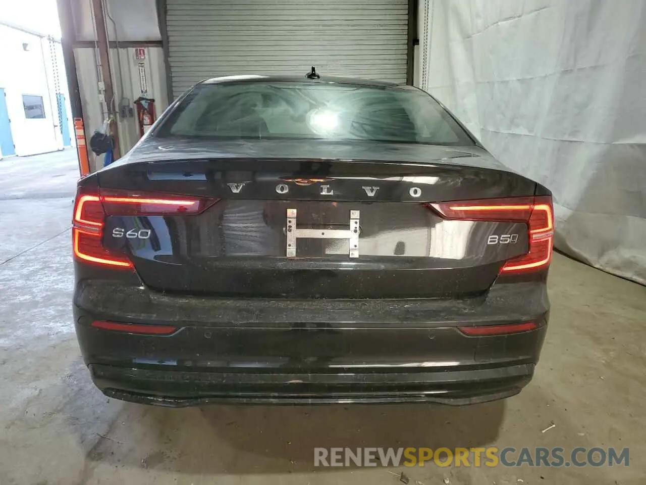 6 fotografías del automóvil dañado 7JRL12TK0RG322470 VOLVO S60 CORE 2024