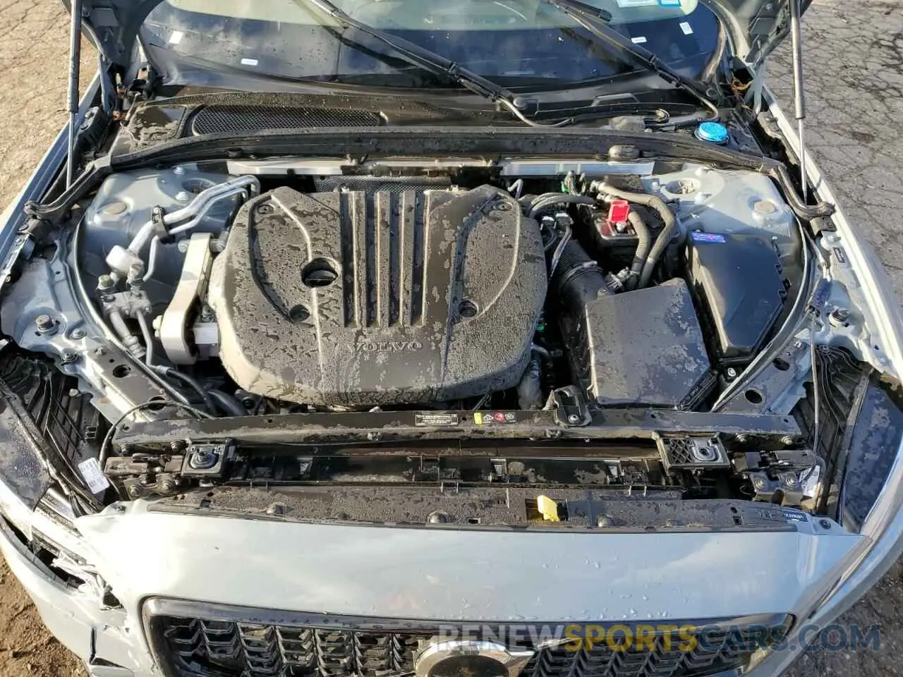 11 fotografías del automóvil dañado 7JRL12TK5RG319774 VOLVO S60 CORE 2024