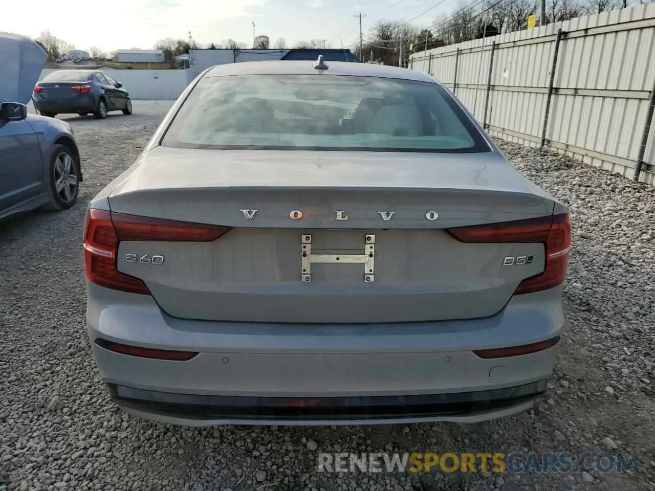 6 fotografías del automóvil dañado 7JRL12TK6RG281147 VOLVO S60 CORE 2024