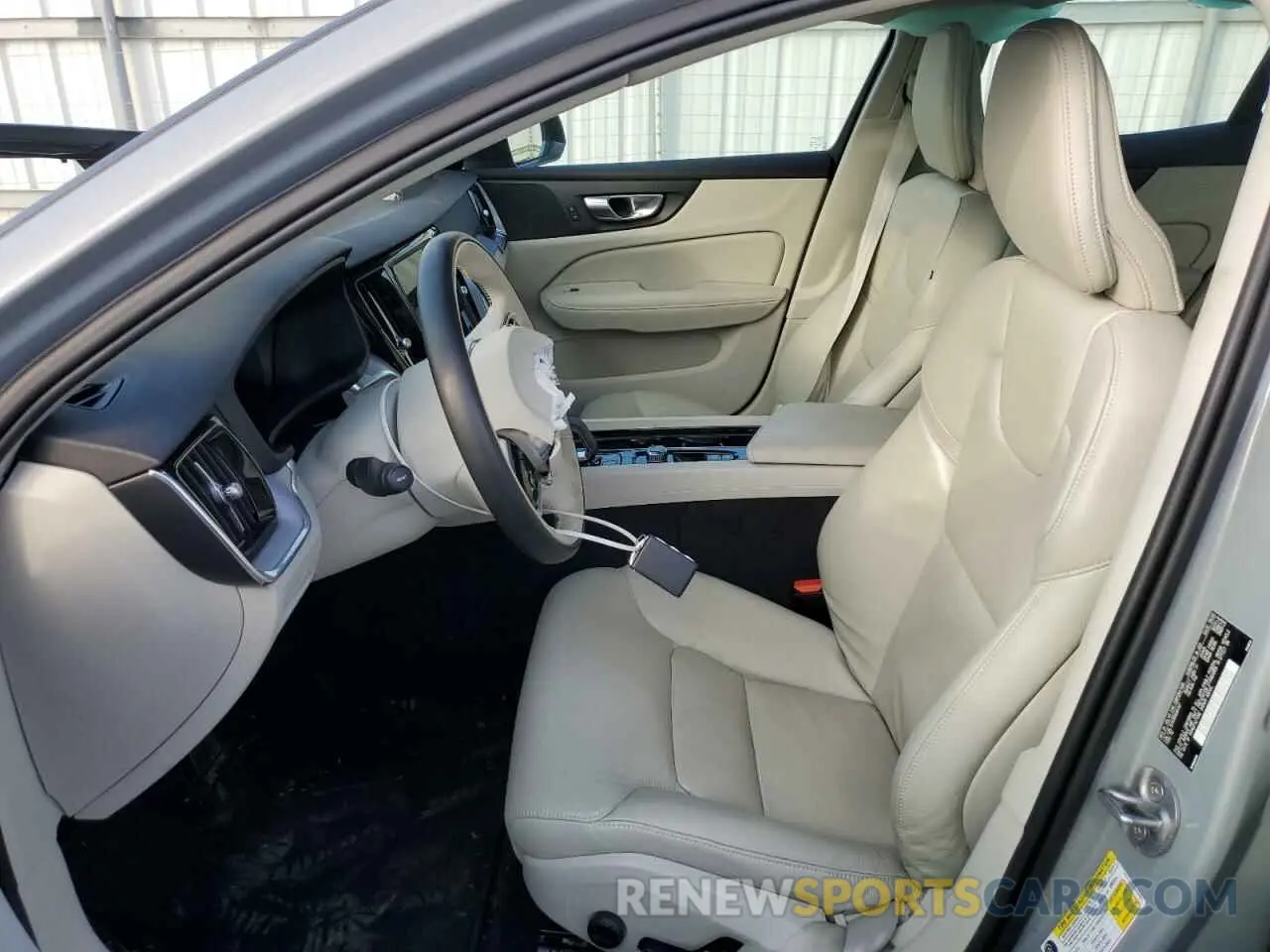 7 fotografías del automóvil dañado 7JRL12TK6RG281147 VOLVO S60 CORE 2024