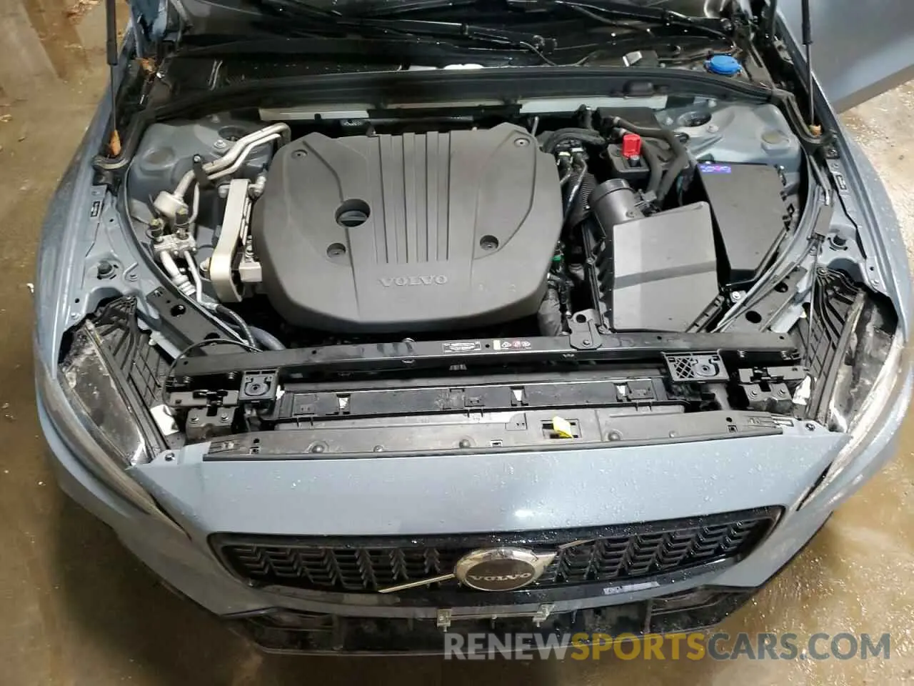 11 fotografías del automóvil dañado 7JRL12TK6RG323395 VOLVO S60 CORE 2024