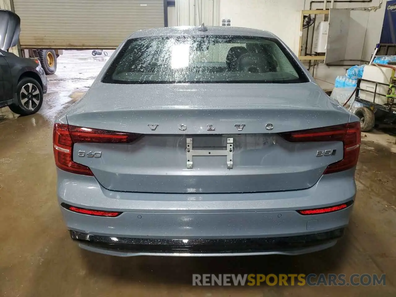 6 fotografías del automóvil dañado 7JRL12TK6RG323395 VOLVO S60 CORE 2024