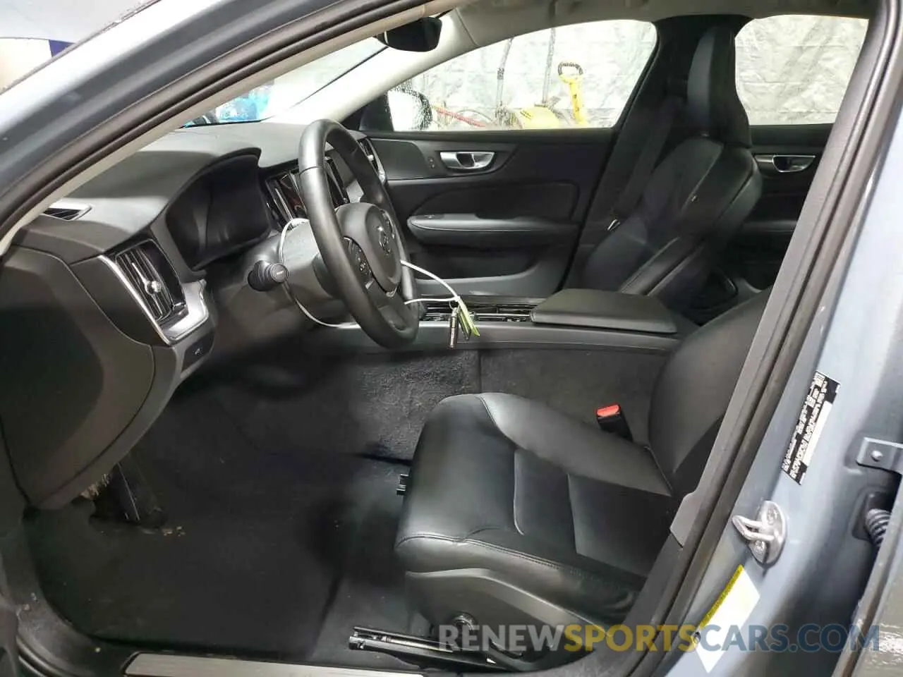 7 fotografías del automóvil dañado 7JRL12TK6RG323395 VOLVO S60 CORE 2024