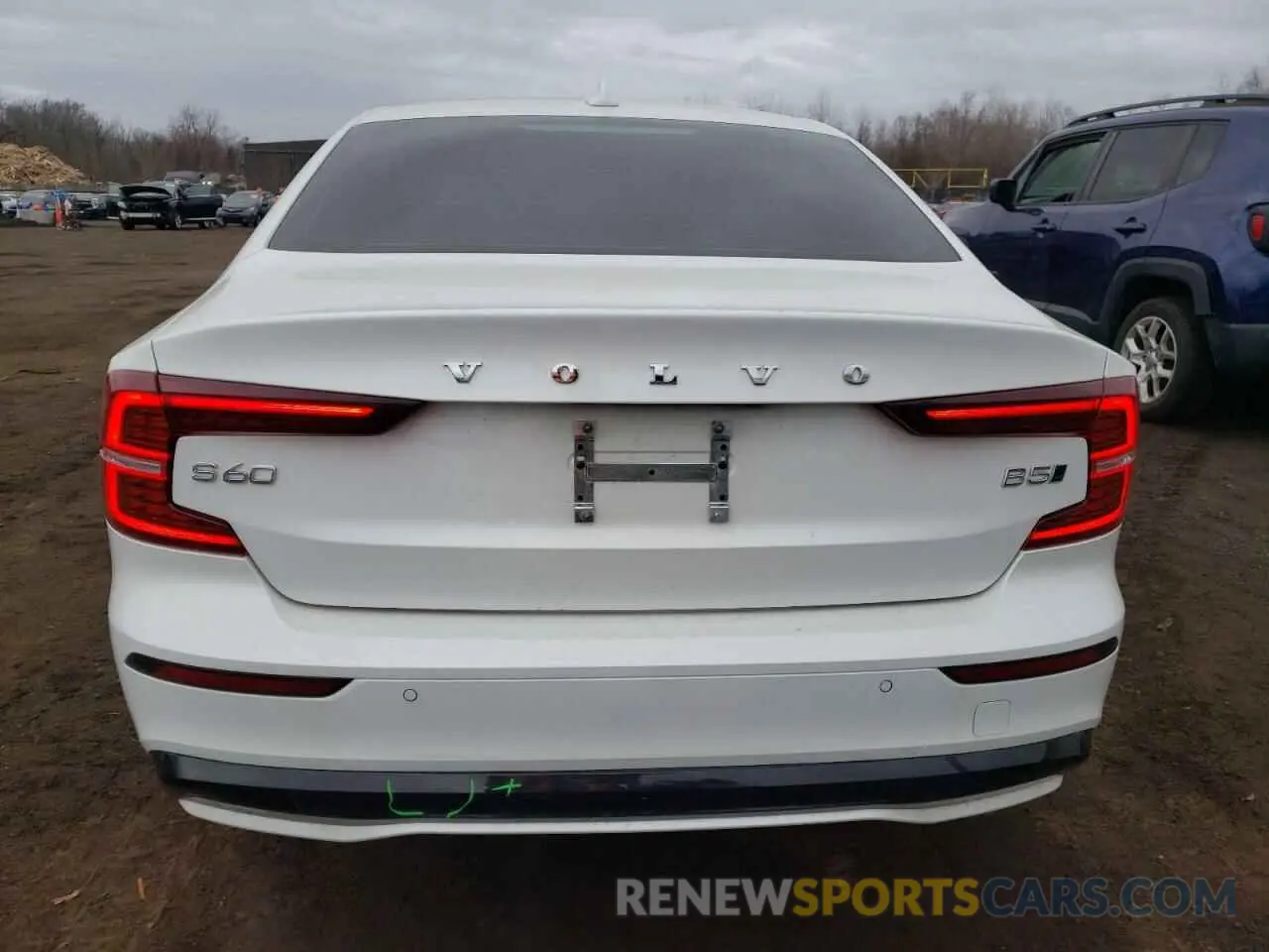 6 fotografías del automóvil dañado 7JRL12TK8RG295020 VOLVO S60 CORE 2024