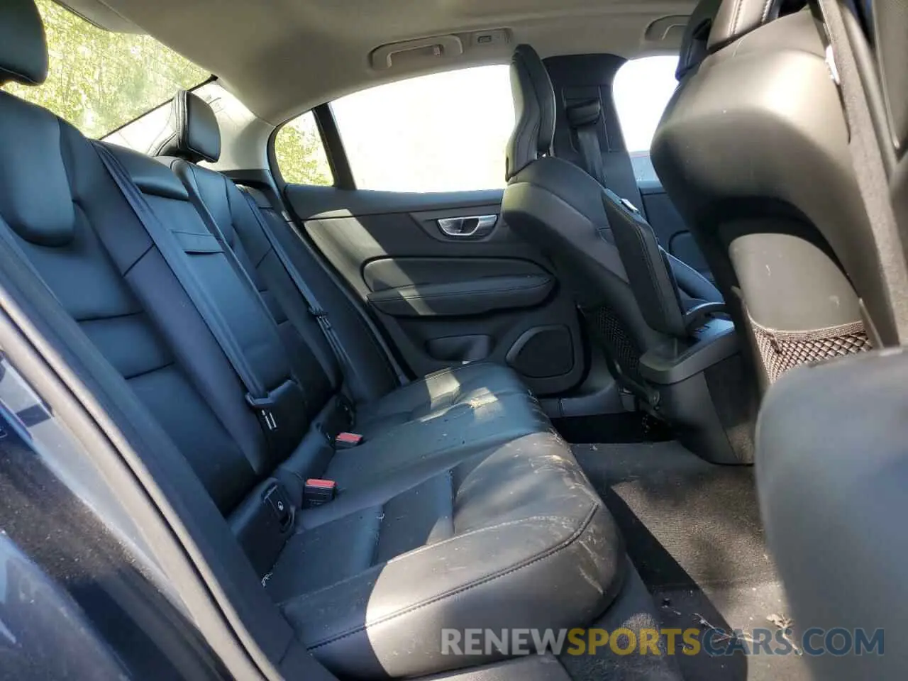 10 fotografías del automóvil dañado 7JRL12GJ6SG364732 VOLVO S60 CORE 2025