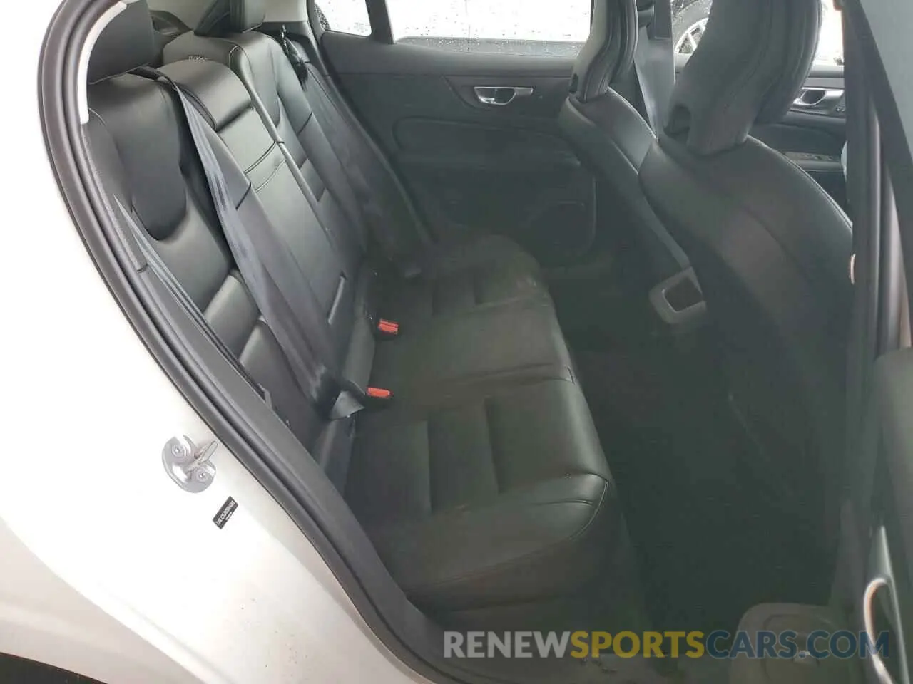 10 fotografías del automóvil dañado 7JRL12GJXSG364362 VOLVO S60 CORE 2025