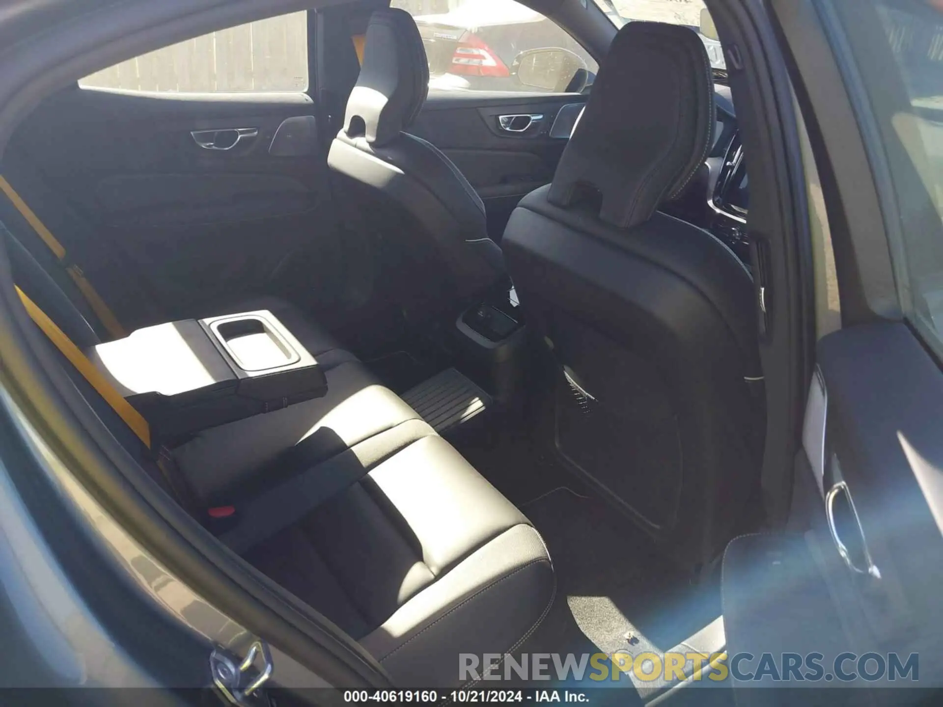 8 fotografías del automóvil dañado 7JRBK0FP3LG046832 VOLVO S60 HYBRID 2020