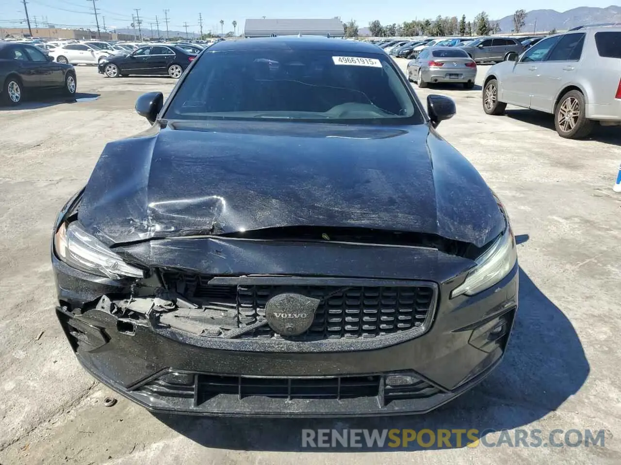 5 fotografías del automóvil dañado 7JRL12FT0PG250400 VOLVO S60 PLUS 2023