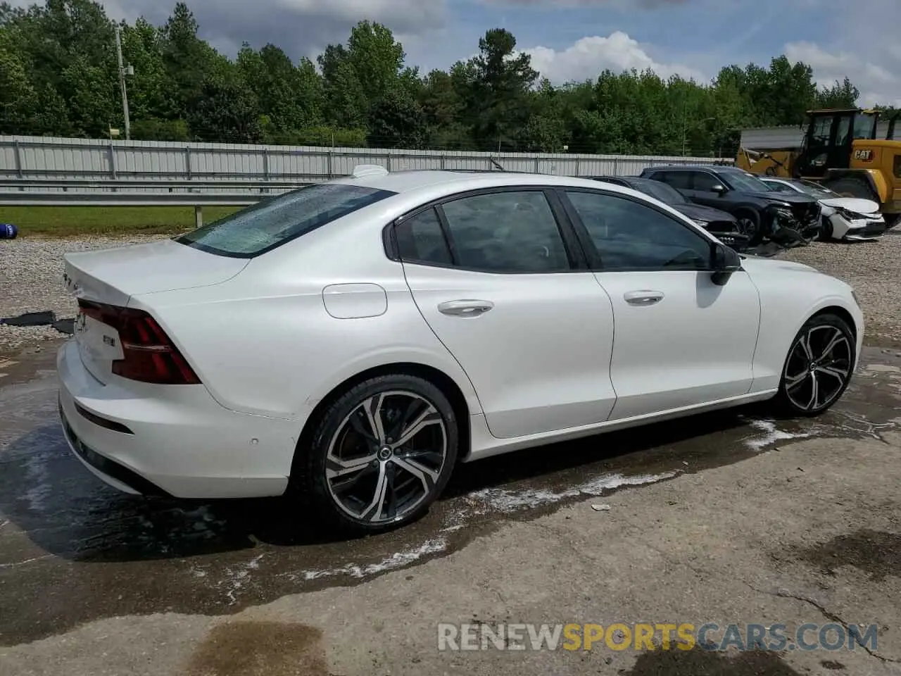 3 fotografías del automóvil dañado 7JRL12TW9PG230208 VOLVO S60 PLUS 2023