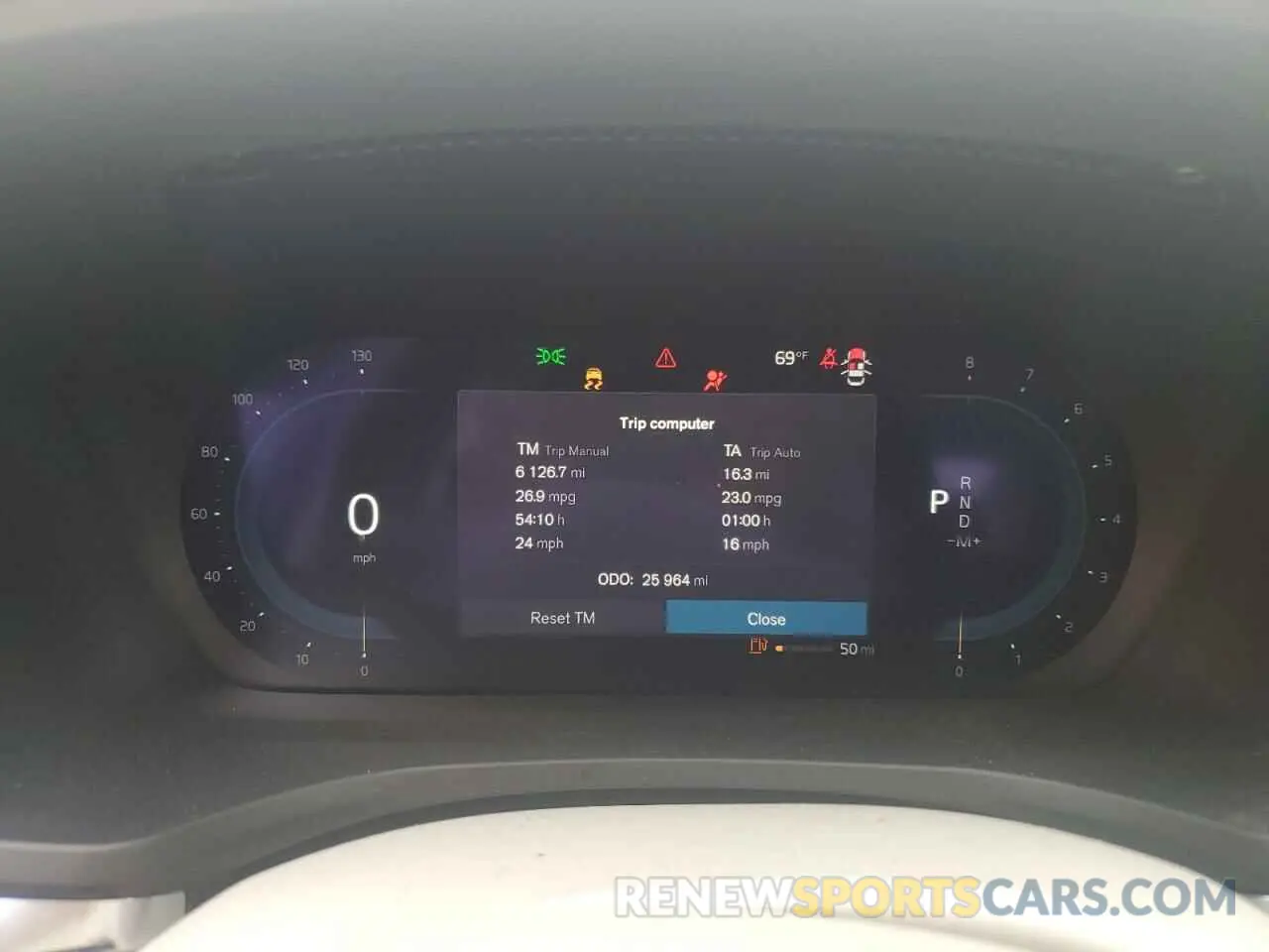 9 fotografías del automóvil dañado 7JRL12TW9PG230208 VOLVO S60 PLUS 2023