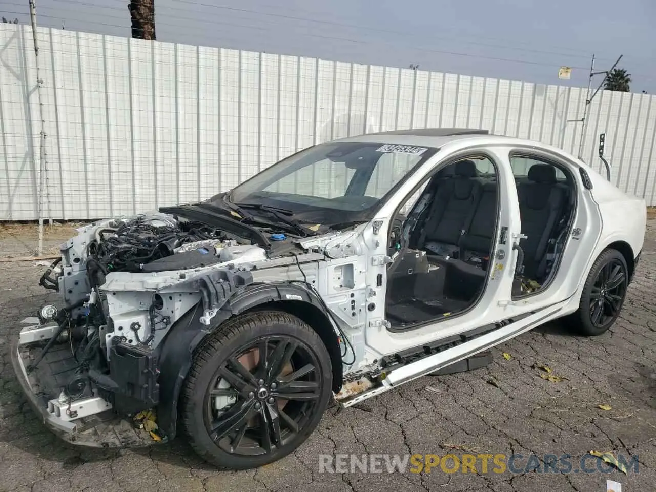 1 fotografías del automóvil dañado 7JRH60FHXRG310578 VOLVO S60 PLUS 2024