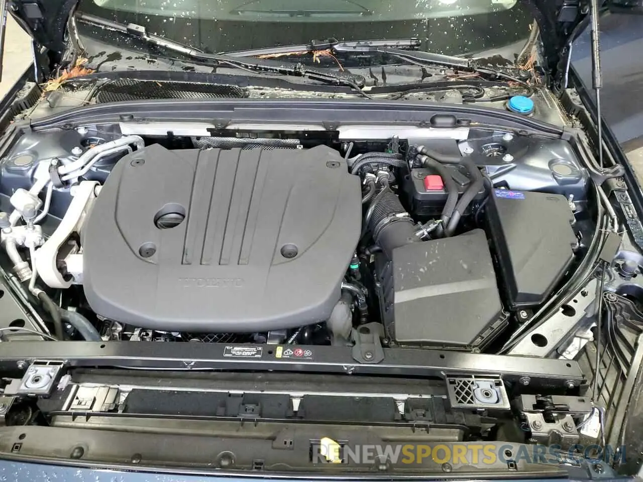 12 fotografías del automóvil dañado 7JRL12FL7RG314435 VOLVO S60 PLUS 2024