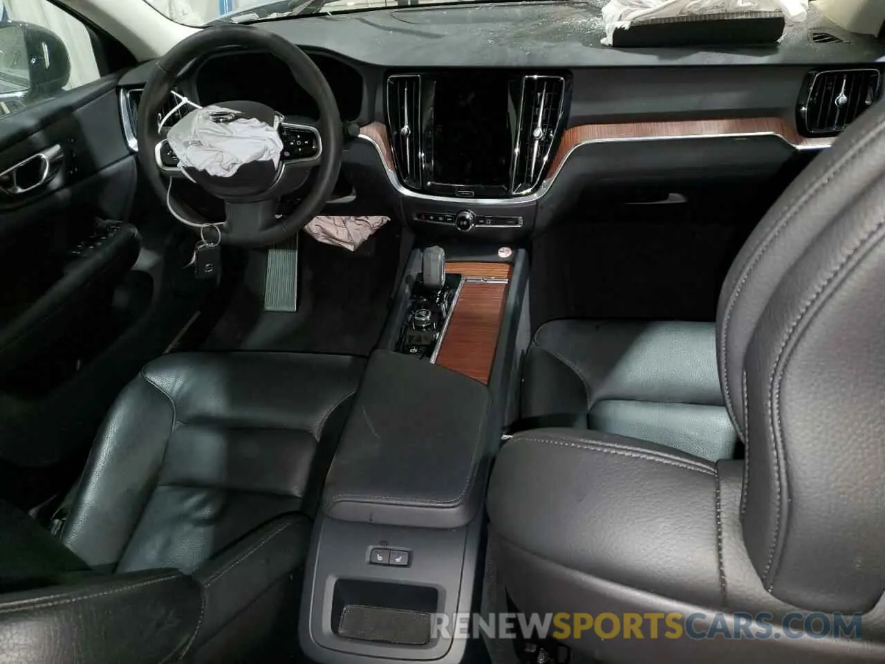 8 fotografías del automóvil dañado 7JRL12FL9RG280658 VOLVO S60 PLUS 2024