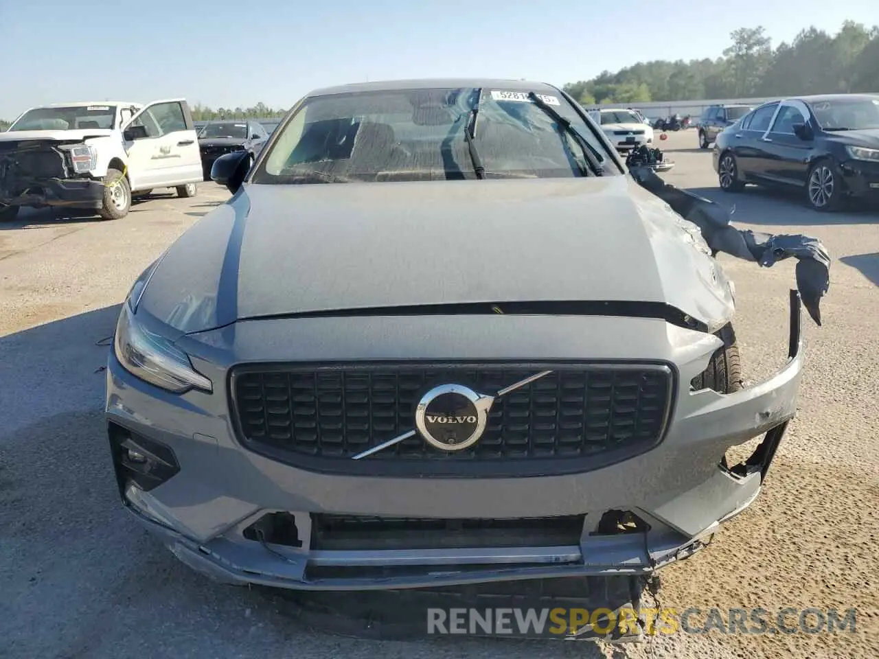 5 fotografías del automóvil dañado 7JRL12FL9RG314730 VOLVO S60 PLUS 2024