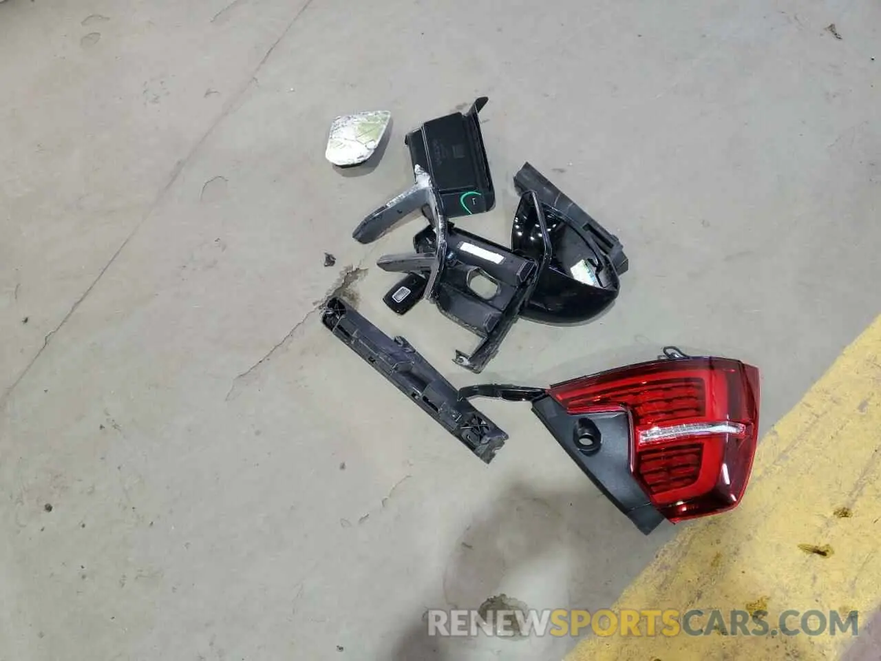 12 fotografías del automóvil dañado 7JRL12TH5RG308326 VOLVO S60 PLUS 2024