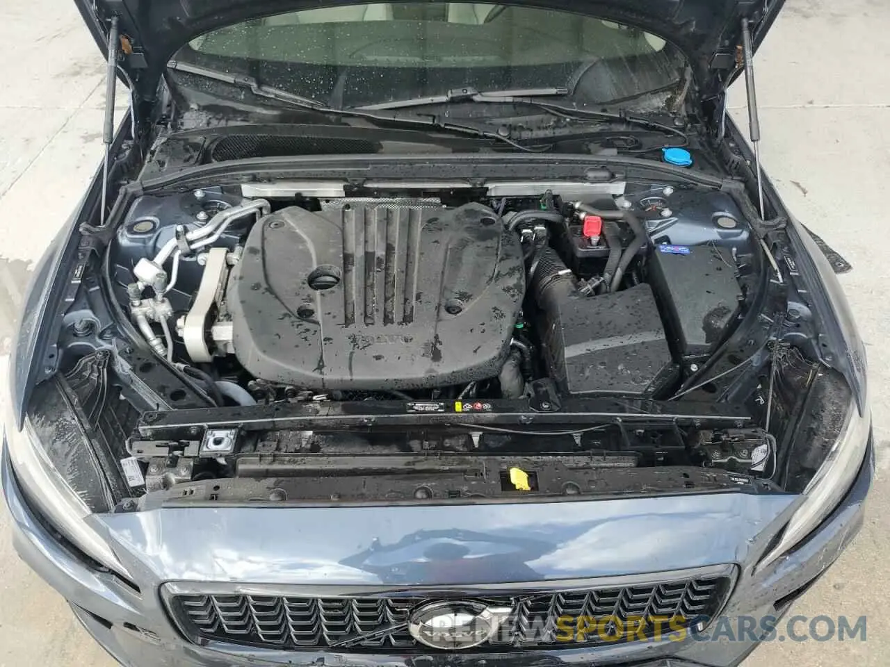 11 fotografías del automóvil dañado 7JRL12TL7RG288276 VOLVO S60 PLUS 2024