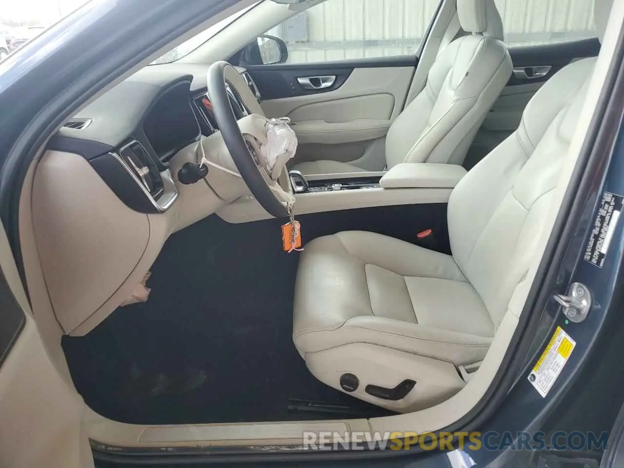 7 fotografías del automóvil dañado 7JRL12TL7RG288276 VOLVO S60 PLUS 2024