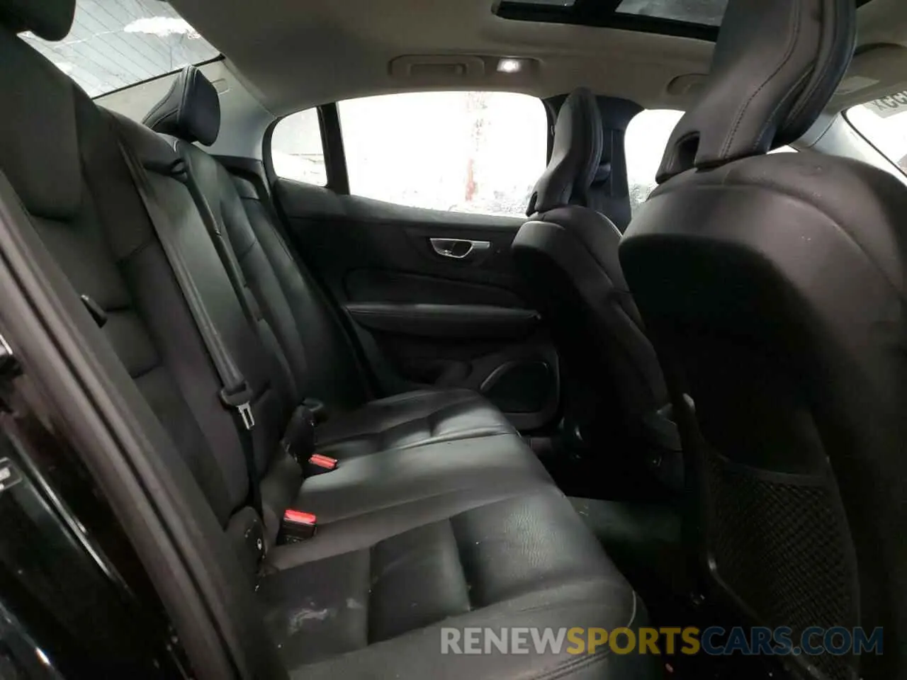 10 fotografías del automóvil dañado 7JRL12TL7RG298287 VOLVO S60 PLUS 2024
