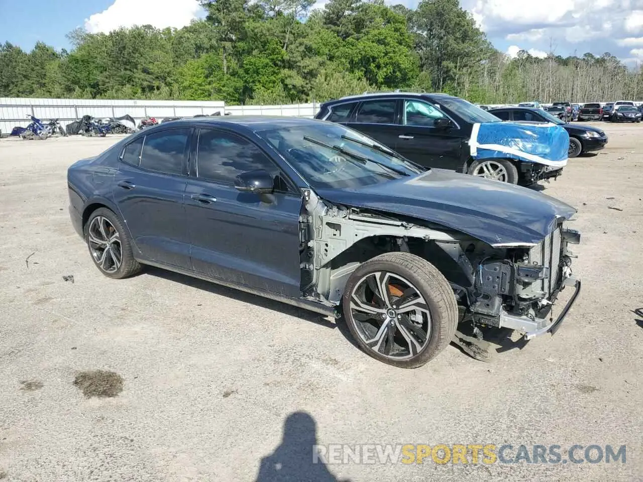 4 fotografías del automóvil dañado 7JRL12TL7RG322751 VOLVO S60 PLUS 2024