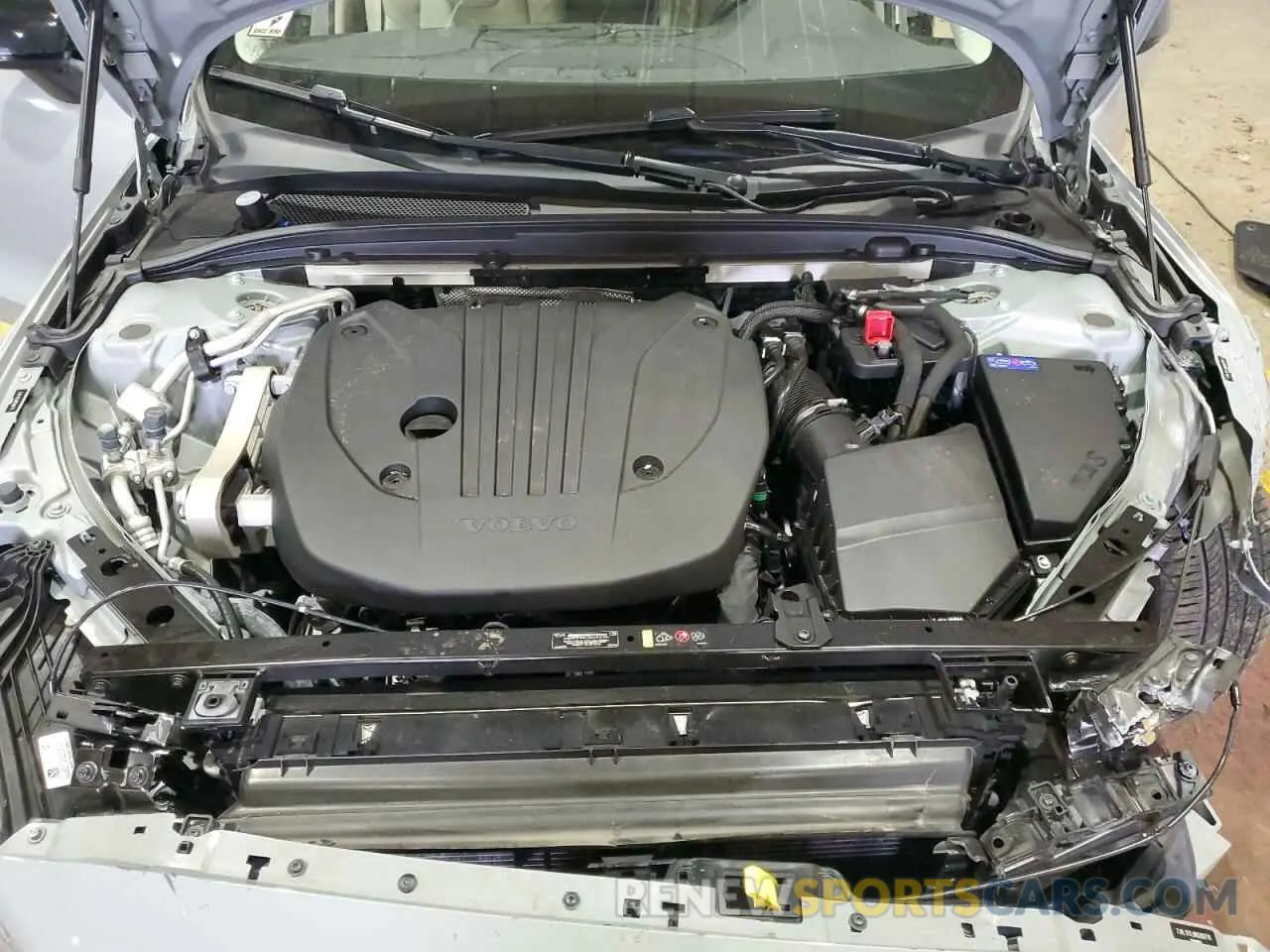 11 fotografías del automóvil dañado 7JRL12TL8RG282776 VOLVO S60 PLUS 2024