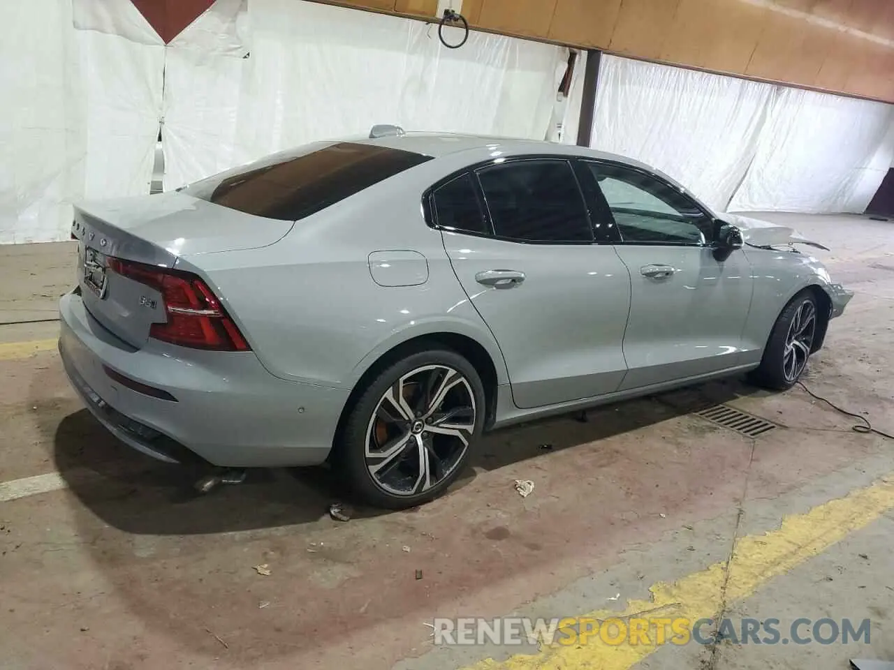 3 fotografías del automóvil dañado 7JRL12TL8RG282776 VOLVO S60 PLUS 2024