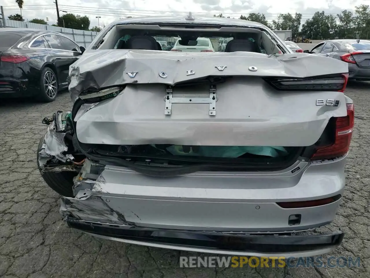 6 fotografías del automóvil dañado 7JRL12TLXRG281144 VOLVO S60 PLUS 2024