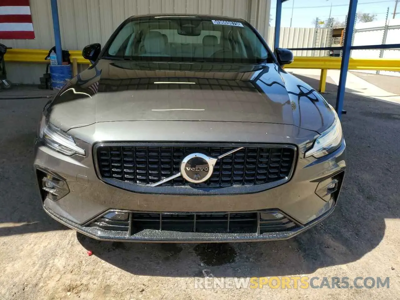 5 fotografías del automóvil dañado 7JRL12FC5SG364482 VOLVO S60 PLUS 2025
