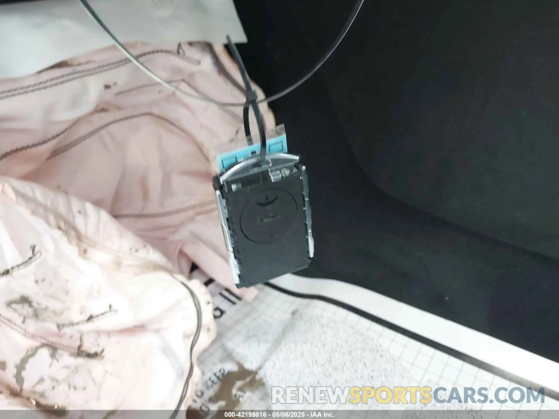 11 fotografías del automóvil dañado 7JRBR0FZ6MG112630 VOLVO S60 RECHARGE PLUG-IN HYBRID 2021